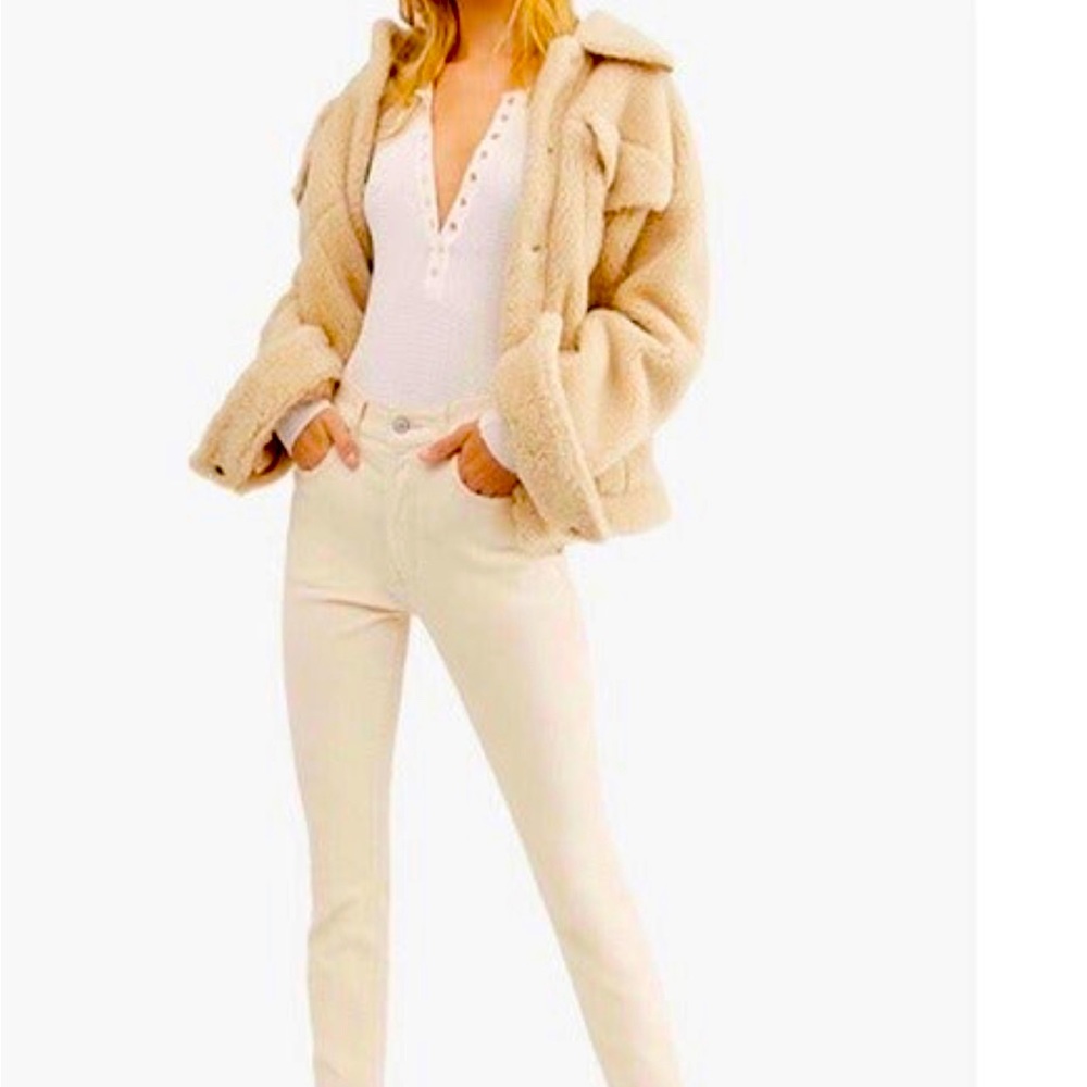 Brand new , free people beige pants , I never got to wear them ..